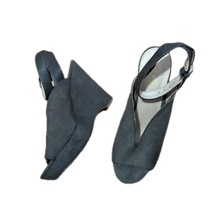 Nine West Gray Wedges